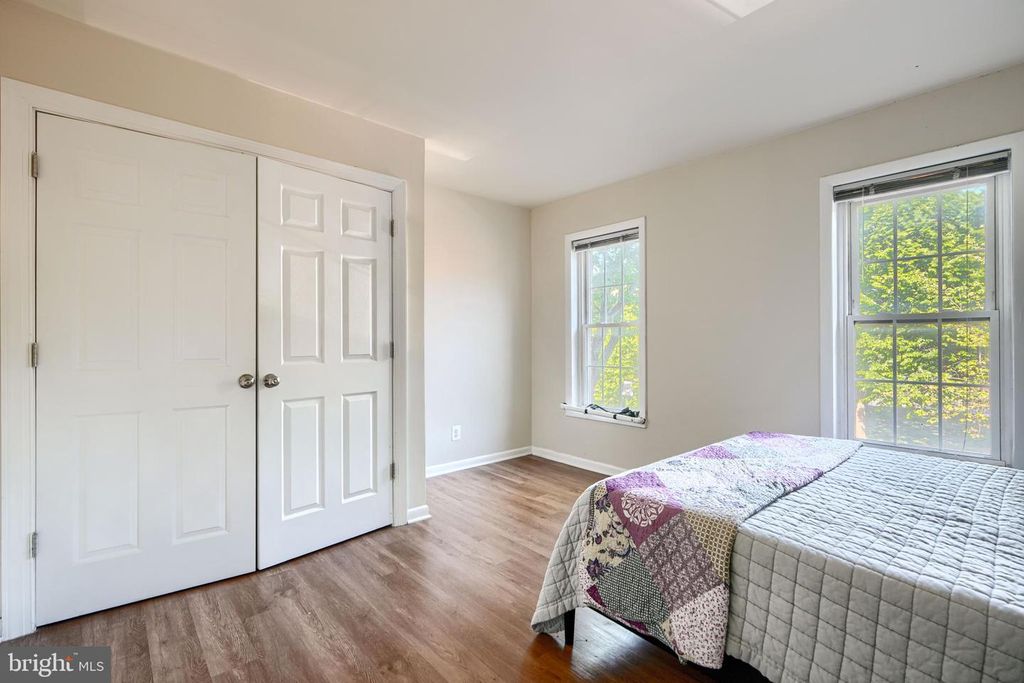 Image 19 of property listing at 1057 W BARRE ST, Baltimore, MD 21230