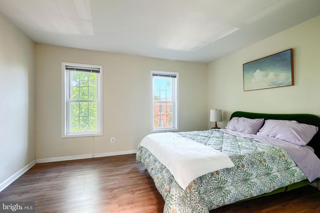 Image 29 of property listing at 1057 W BARRE ST, Baltimore, MD 21230