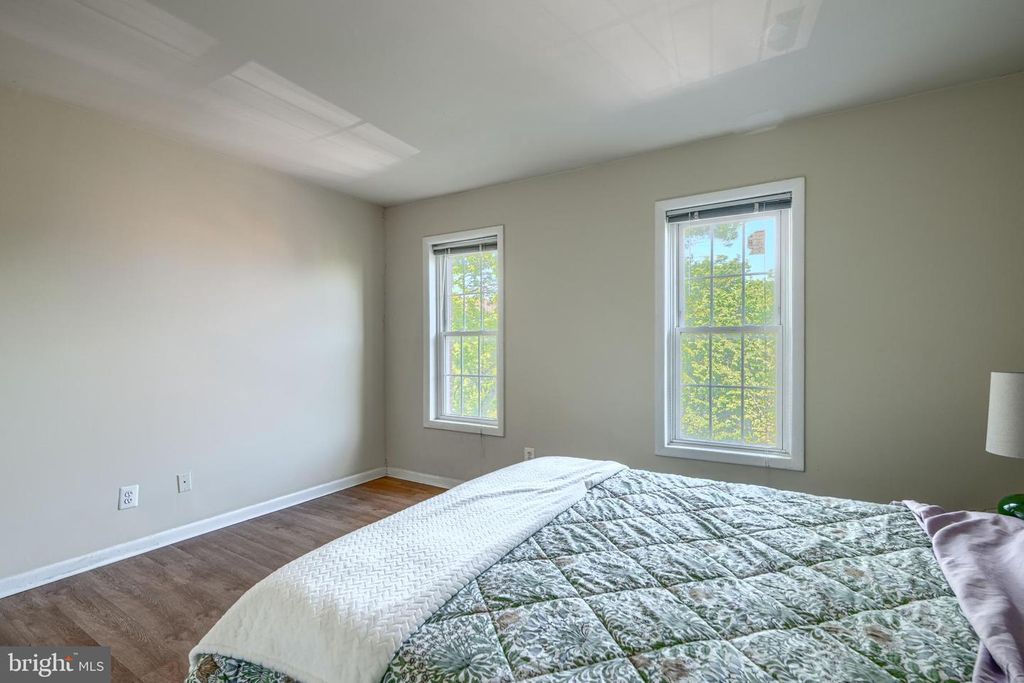 Image 30 of property listing at 1057 W BARRE ST, Baltimore, MD 21230