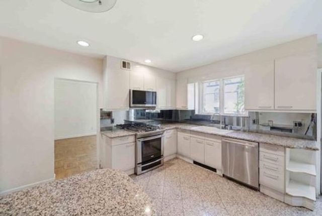 187 Beach 136th Street, New York City, NY 11694