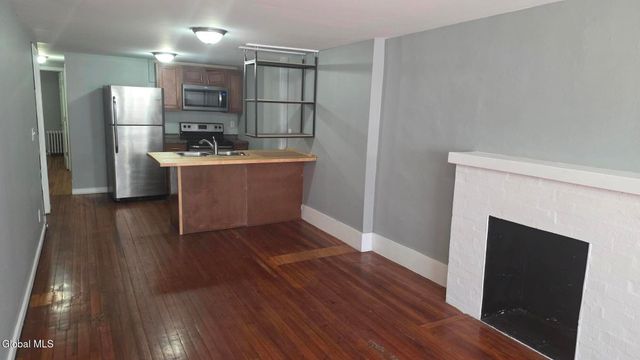 273 Western Avenue, Albany, NY 12203