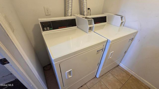 273 Western Avenue, Albany, NY 12203