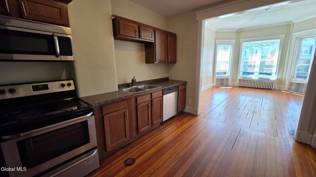 273 Western Avenue, Albany, NY 12203