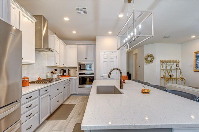 15371 CARAVAN AVENUE, Odessa, FL 33556