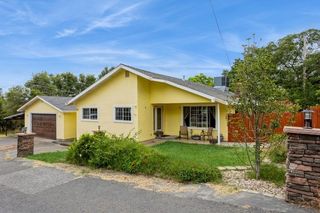 130 Hyatt Ln, Auburn, CA 95603