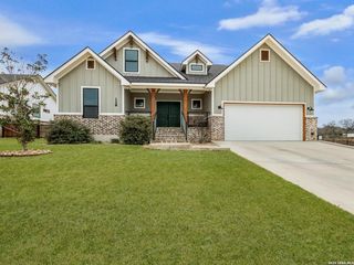 128 Juniper Point, La Vernia, TX 78121