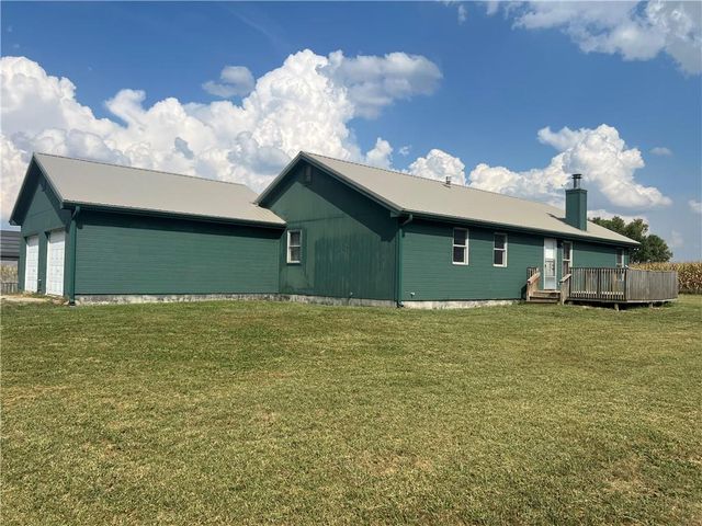 21414 155 Street, Pattonsburg, MO 64670