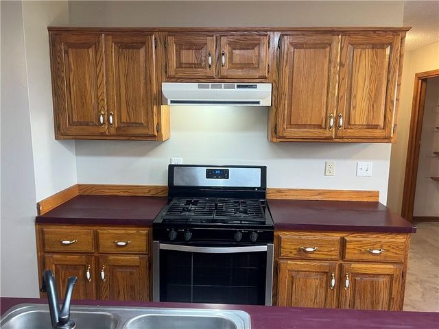 21414 155 Street, Pattonsburg, MO 64670