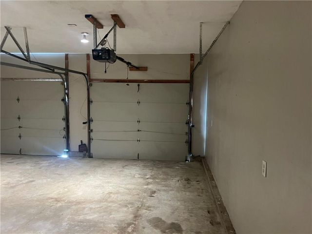 21414 155 Street, Pattonsburg, MO 64670