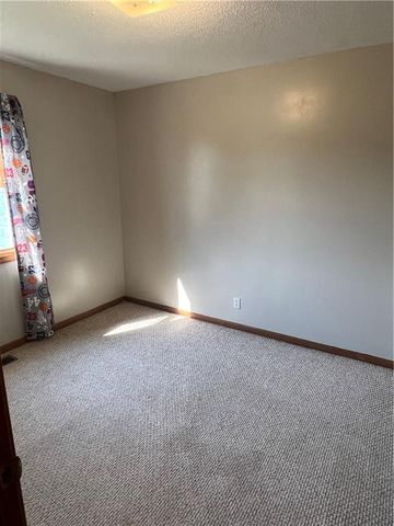 21414 155 Street, Pattonsburg, MO 64670