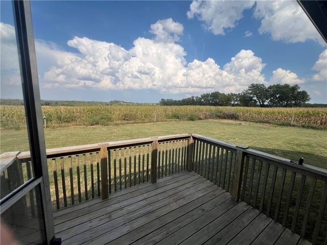 21414 155 Street, Pattonsburg, MO 64670