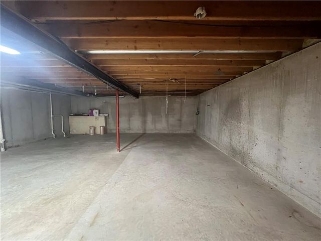 21414 155 Street, Pattonsburg, MO 64670