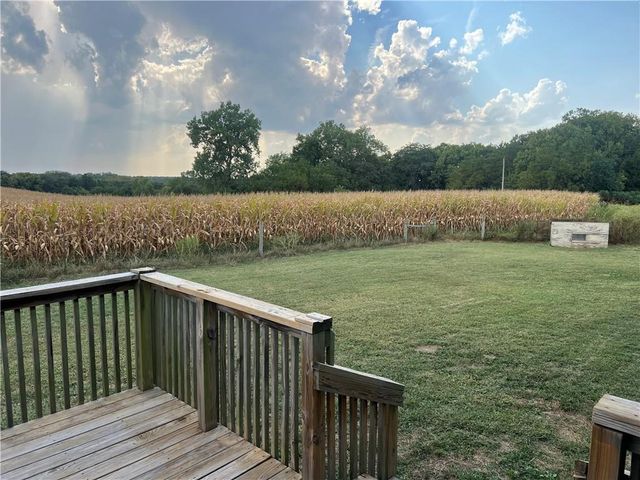 21414 155 Street, Pattonsburg, MO 64670