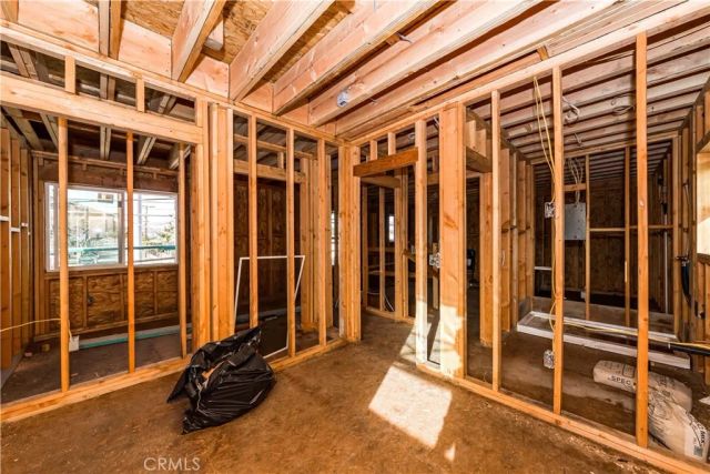 10701 Doty Ave, Inglewood, CA 90303