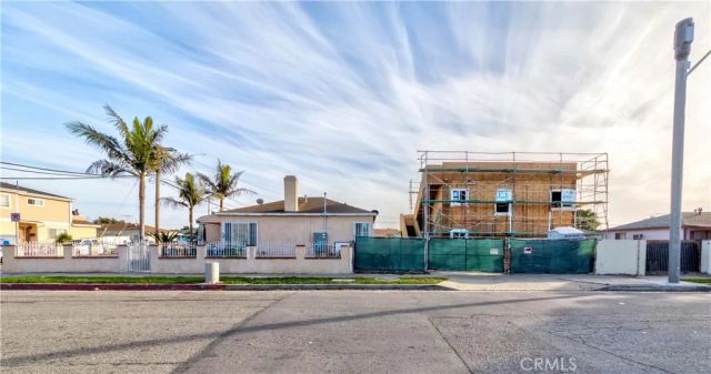 10701 Doty Ave, Inglewood, CA 90303