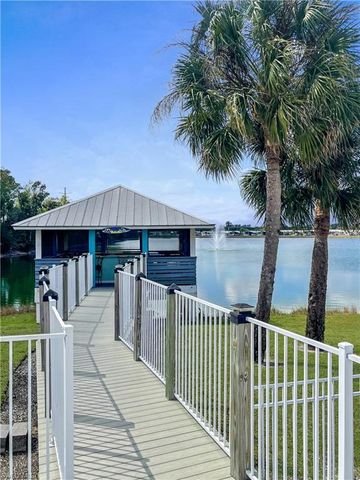 9949 Tarpon Key CT, Fort Myers, FL 33905