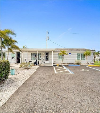 9949 Tarpon Key CT, Fort Myers, FL 33905