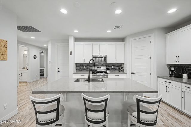 17439 W CHARTER OAK Road, Surprise, AZ 85388