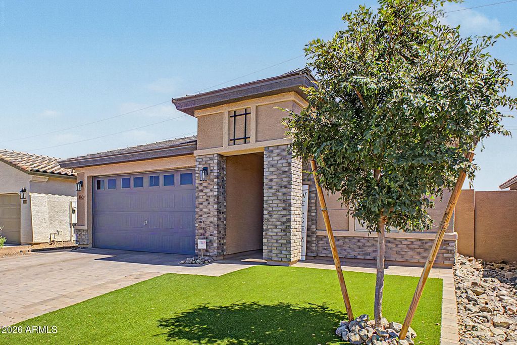 17439 W CHARTER OAK Road, Surprise, AZ 85388 — photo 2