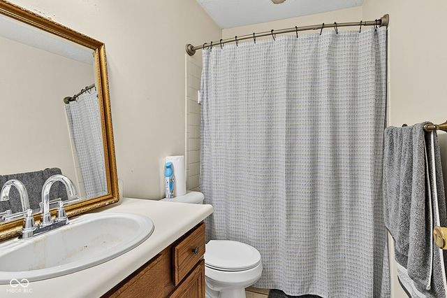 9883 Traditions Lane, Noblesville, IN 46060