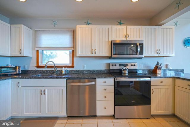 9127 SHORE DR, Milford, DE 19963