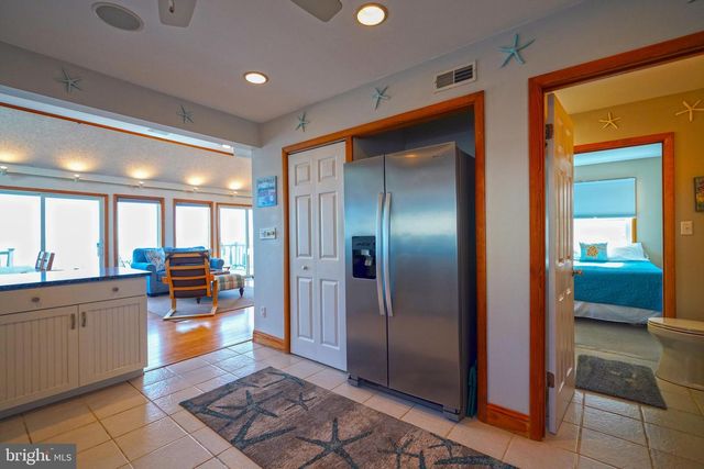 9127 SHORE DR, Milford, DE 19963