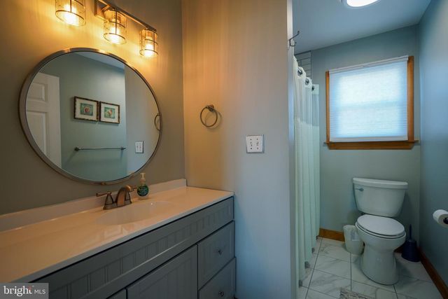 9127 SHORE DR, Milford, DE 19963