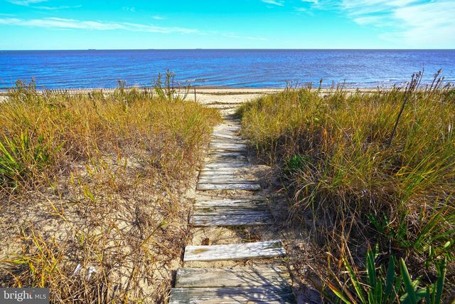 9127 SHORE DR, Milford, DE 19963