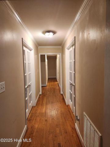 102 Pine Street, Washington, NC 27889