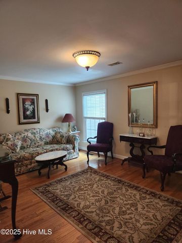 102 Pine Street, Washington, NC 27889