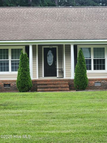 102 Pine Street, Washington, NC 27889