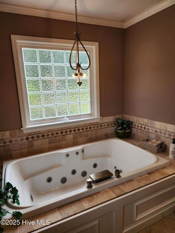 102 Pine Street, Washington, NC 27889