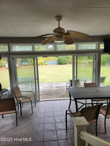 102 Pine Street, Washington, NC 27889