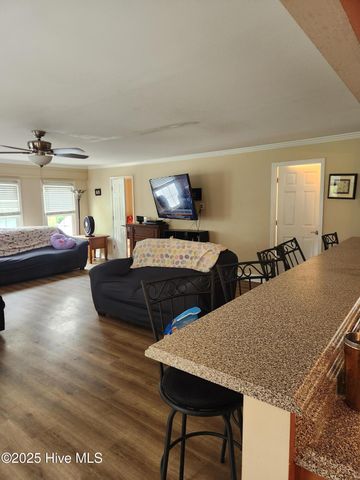 102 Pine Street, Washington, NC 27889