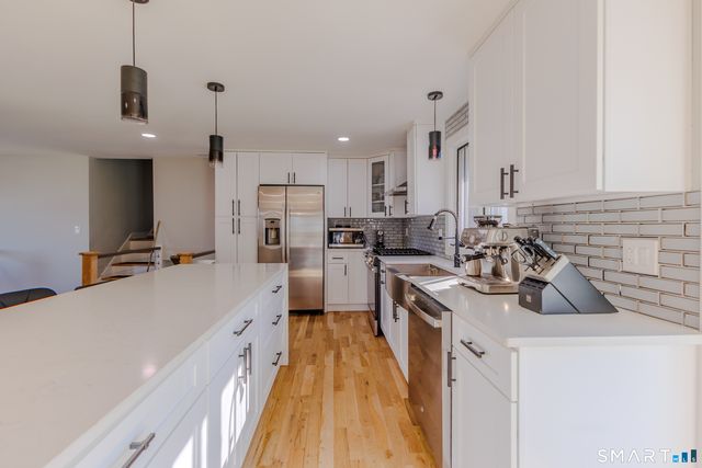 39 Farm Hill Road, Wallingford, CT 06492