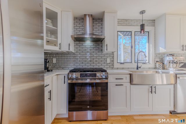 39 Farm Hill Road, Wallingford, CT 06492