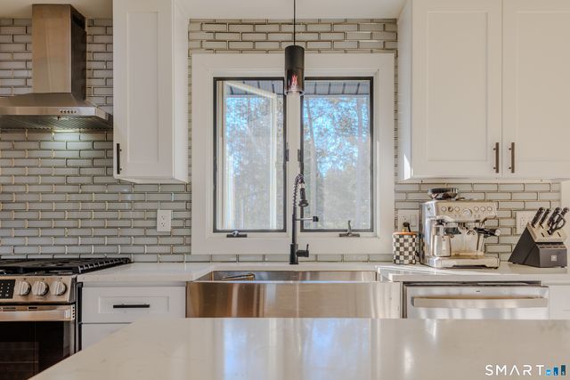 39 Farm Hill Road, Wallingford, CT 06492