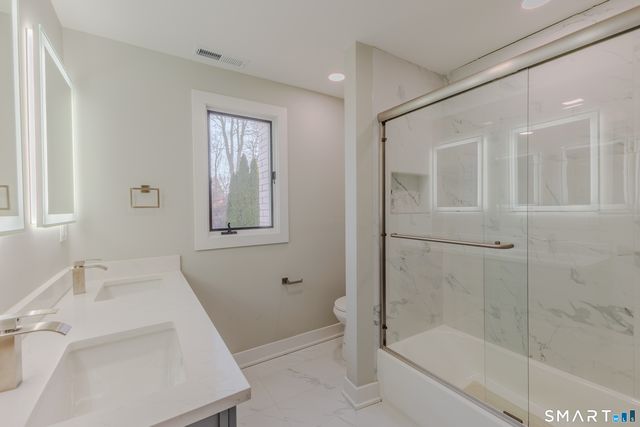 39 Farm Hill Road, Wallingford, CT 06492