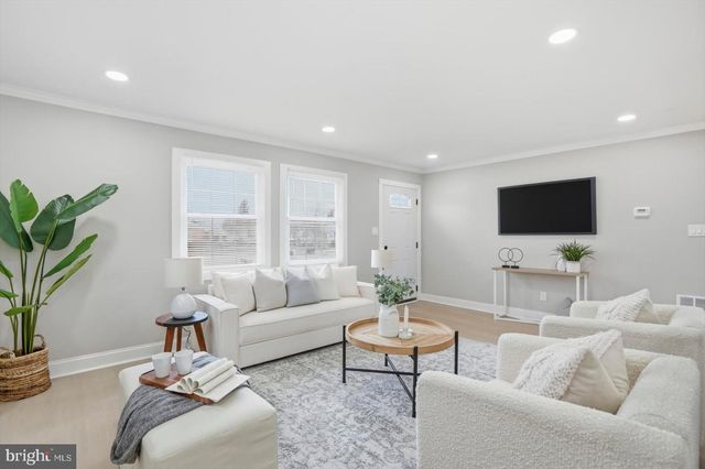 7801 GAYWOOD CIR, Baltimore, MD 21244