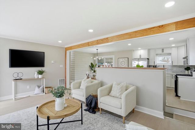 7801 GAYWOOD CIR, Baltimore, MD 21244