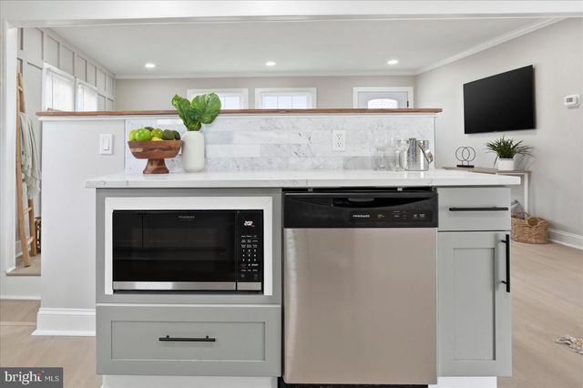 7801 GAYWOOD CIR, Baltimore, MD 21244