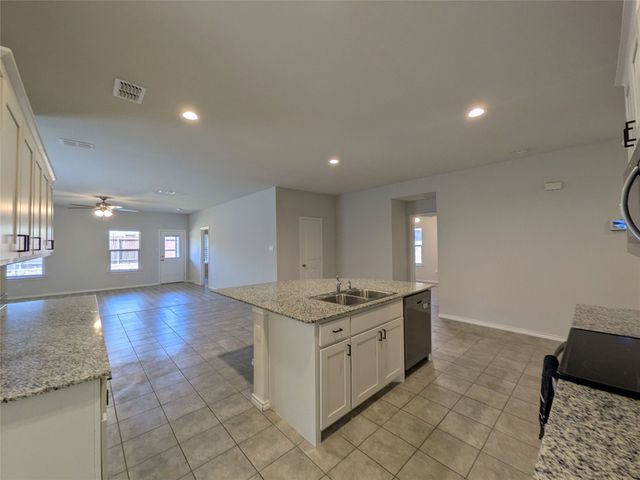 9513 Doverglen Drive, Fort Worth, TX 76131