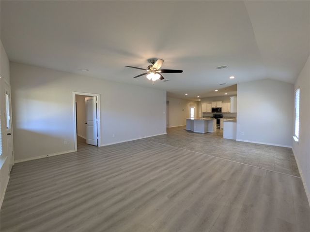 9513 Doverglen Drive, Fort Worth, TX 76131