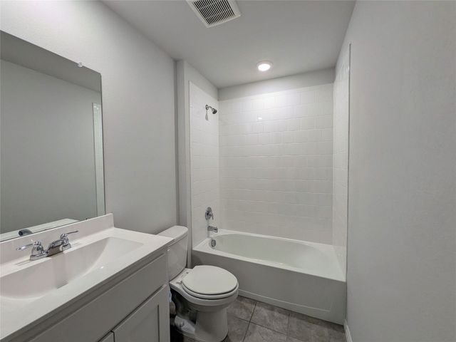 9513 Doverglen Drive, Fort Worth, TX 76131