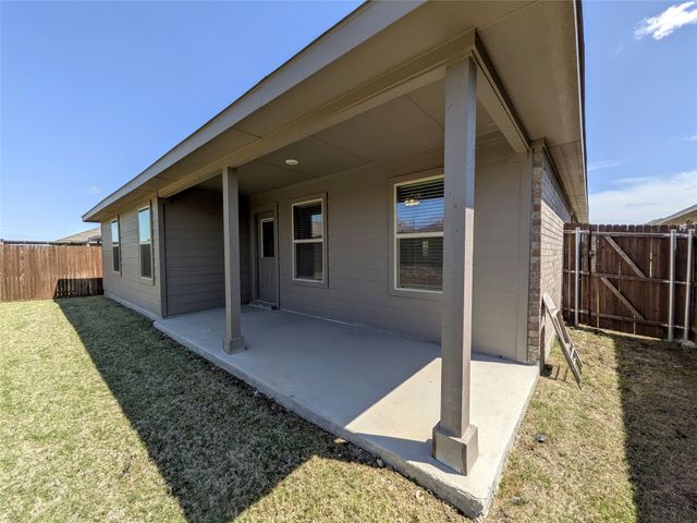 9513 Doverglen Drive, Fort Worth, TX 76131