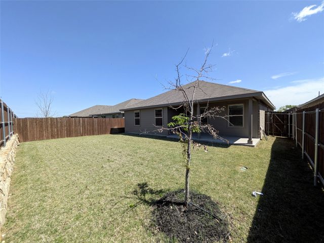 9513 Doverglen Drive, Fort Worth, TX 76131