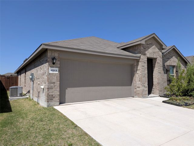 9513 Doverglen Drive, Fort Worth, TX 76131
