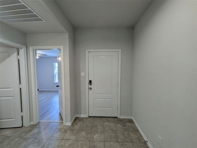 9513 Doverglen Drive, Fort Worth, TX 76131