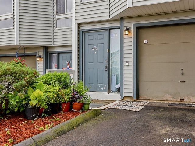 1423 Quinnipiac Avenue 209, New Haven, CT 06513