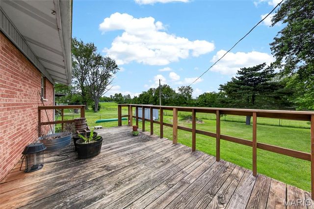 33 Cloverdale Drive, Unincorporated, MO 63304